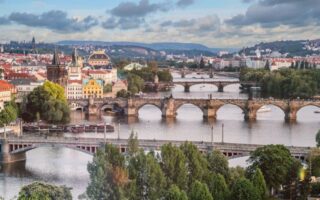 Pierwszy zagraniczny wyjazd dziecka - Praga jako dobry start